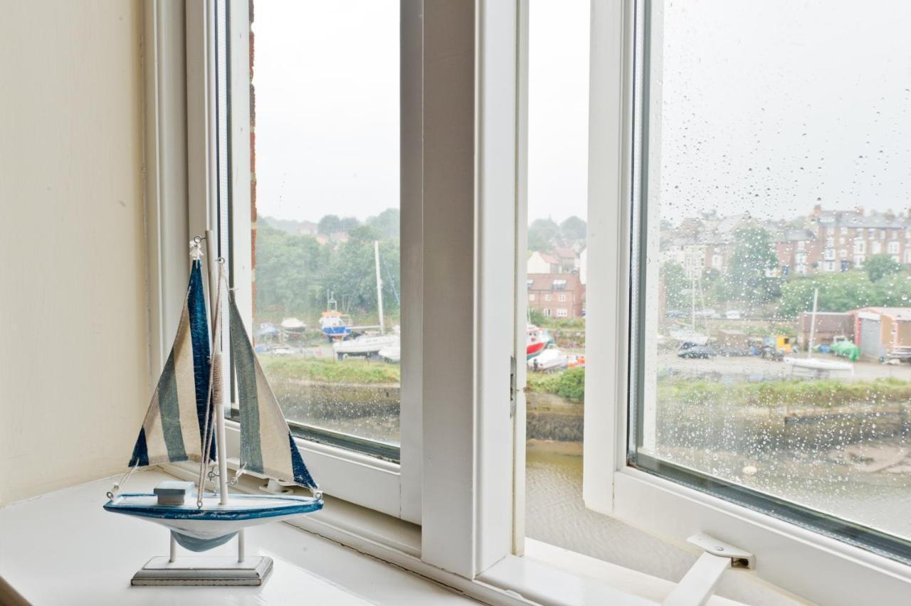Watermark Apartments Whitby Room photo