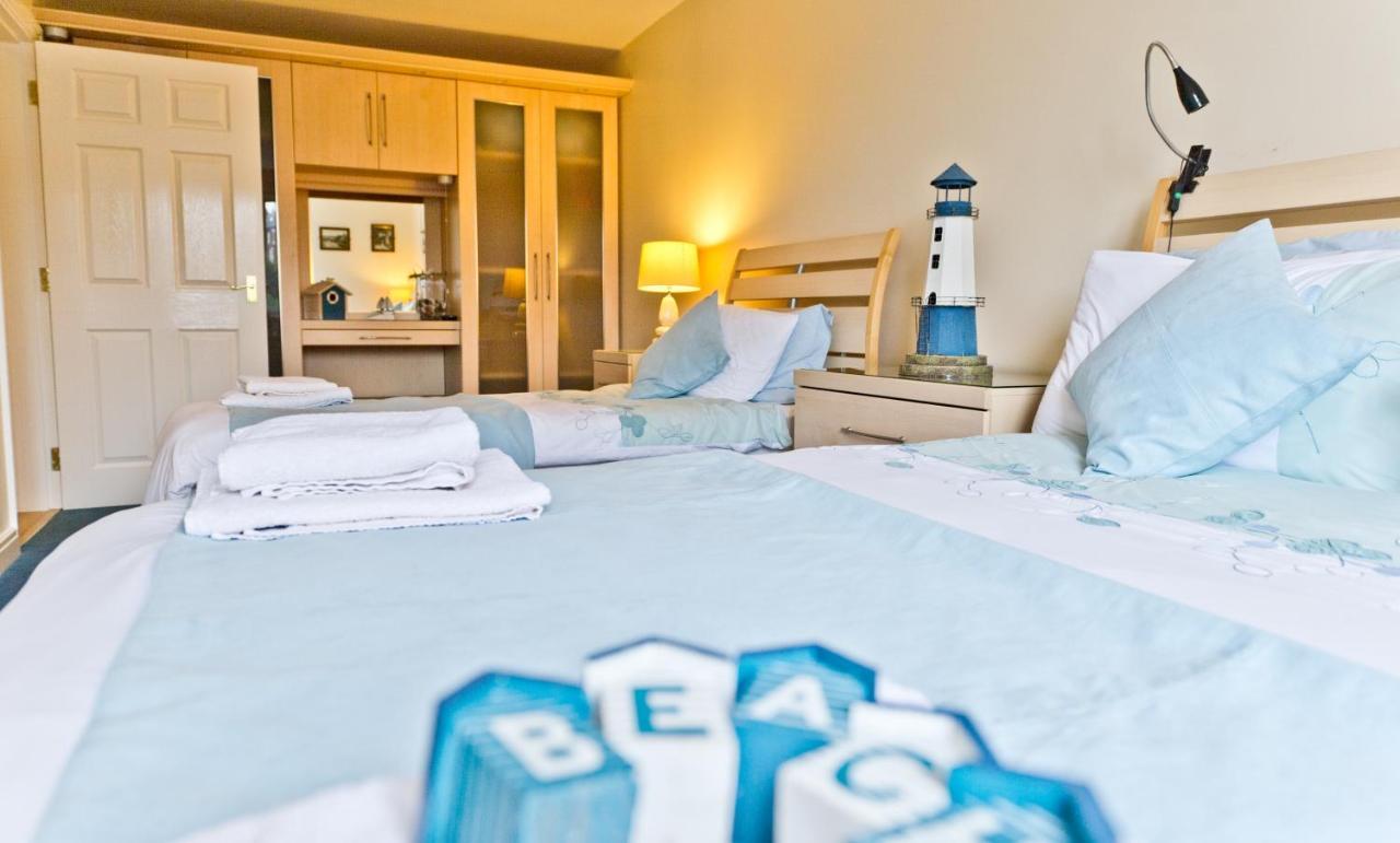 Watermark Apartments Whitby Room photo